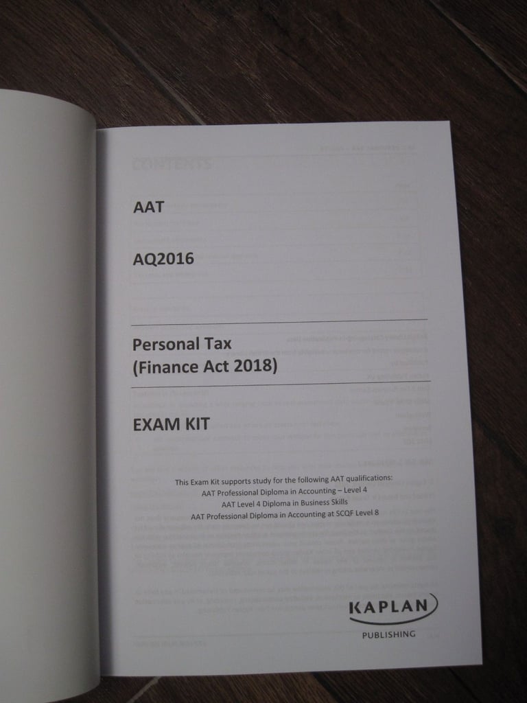 AAT Level 4 Exam Kit 2018/2019 - Kaplan Publishing (5 books)