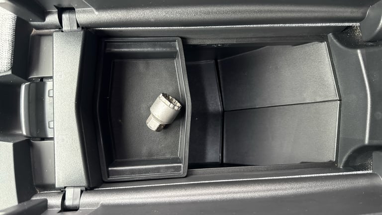 2024 Peugeot 3008 157kW GT 73kWh 5dr Auto Electric Estate Estate Electric Automatic