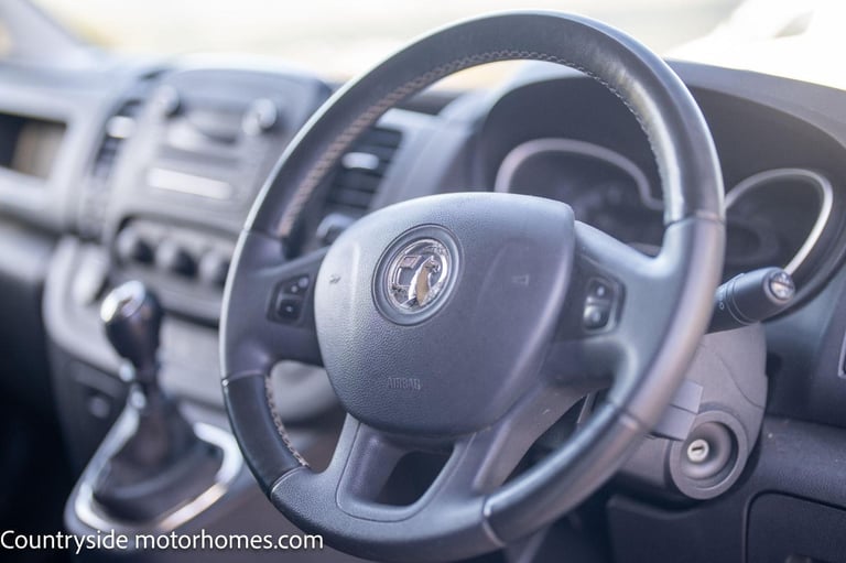 2015 Vauxhall Vivaro