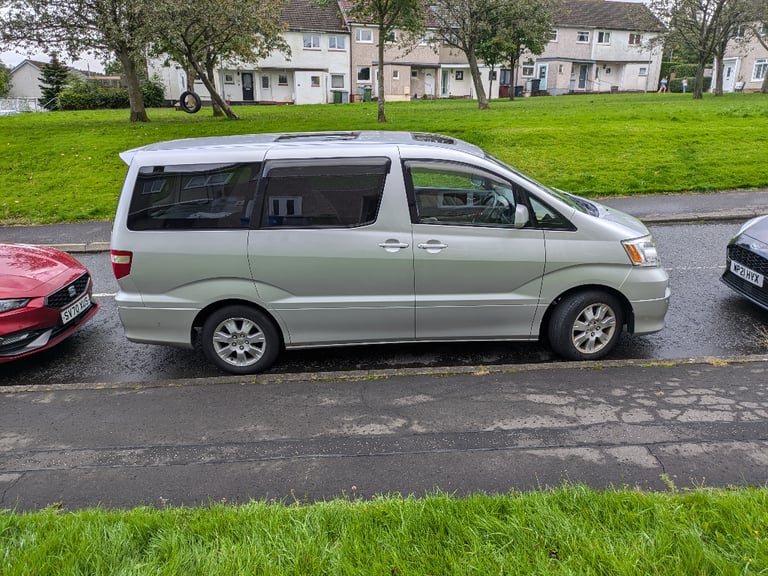 Toyota alphard