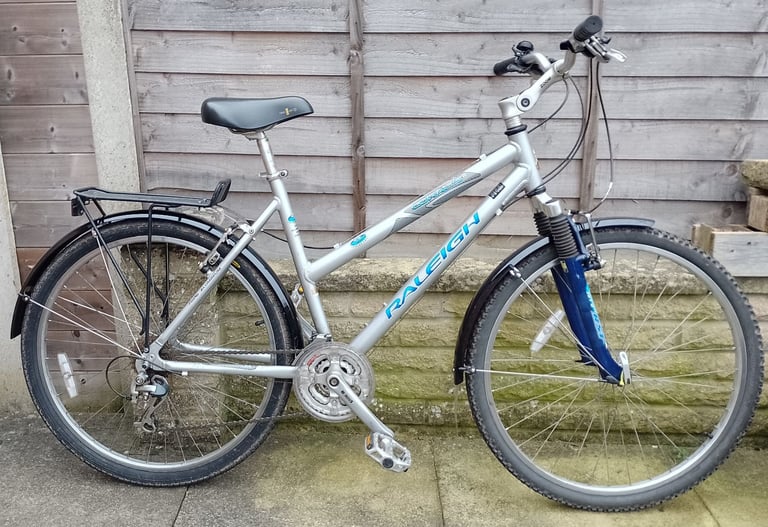 image for Raleigh Coralis. Medium size, with Mudguards and rack.