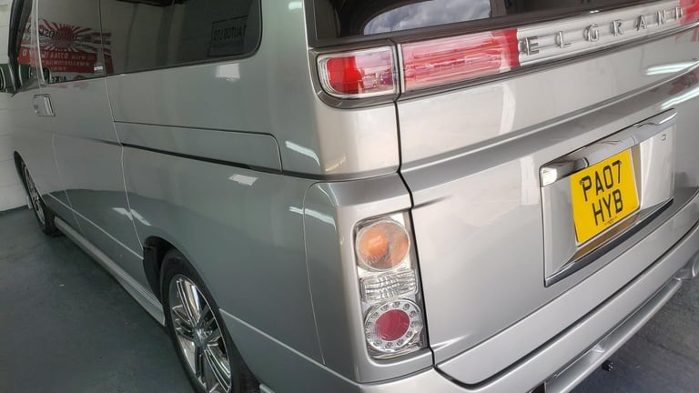 Nissan Elgrand e51 rider 2.5 automatic 8 seater fresh japanese import 2007