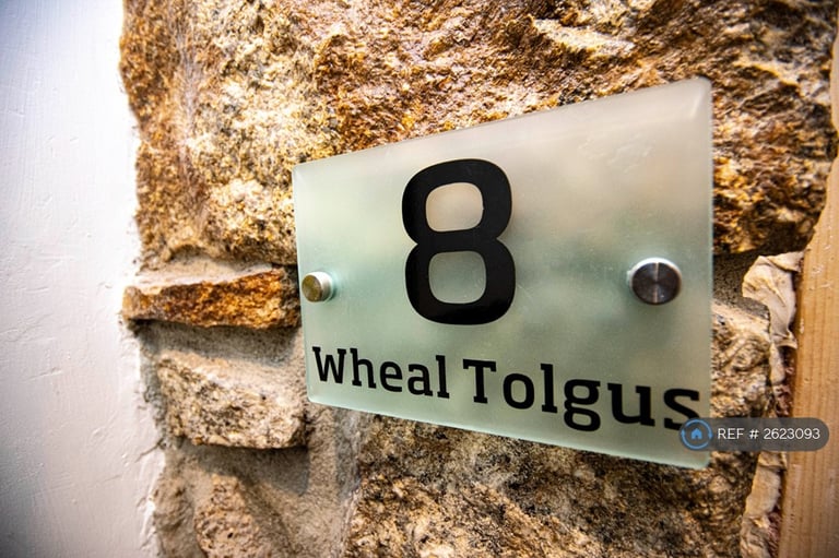 3 bedroom house in Camborne, Camborne, TR14 (3 bed) (#2623093)