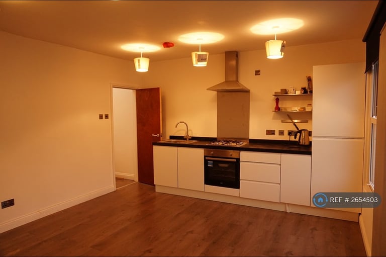 1 bedroom flat in St Pauls, Bristol, BS2 (1 bed) (#2654503)