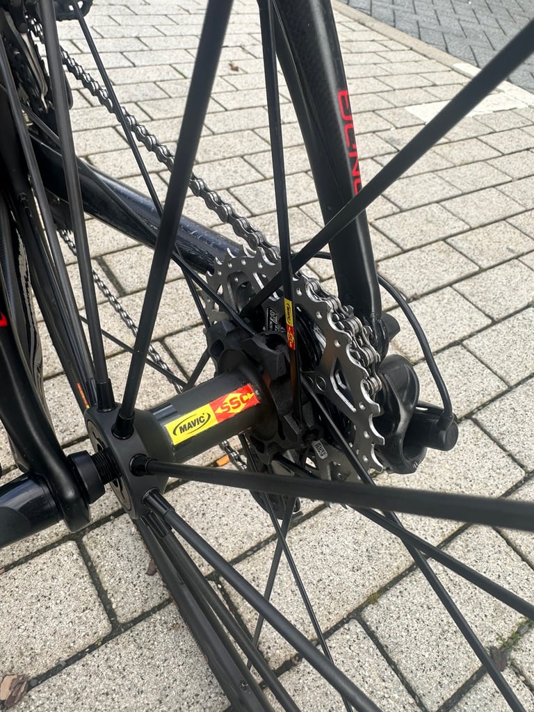 Road bike - Pinarello Paris Campagnolo Super record V1 EPS groupset