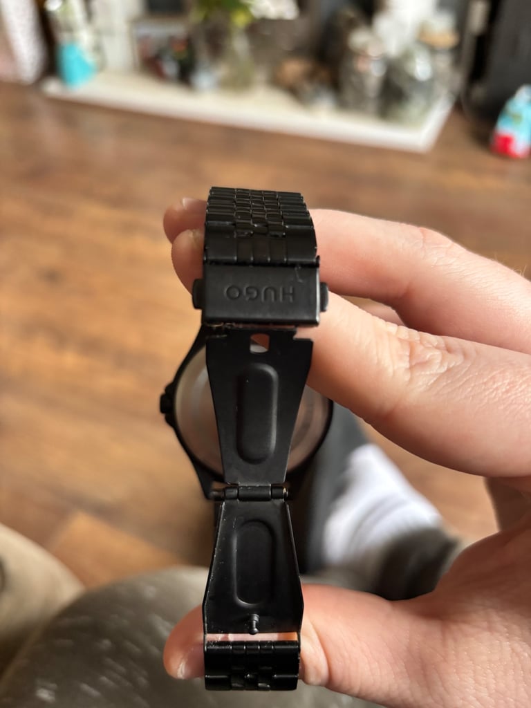 Hugo watch