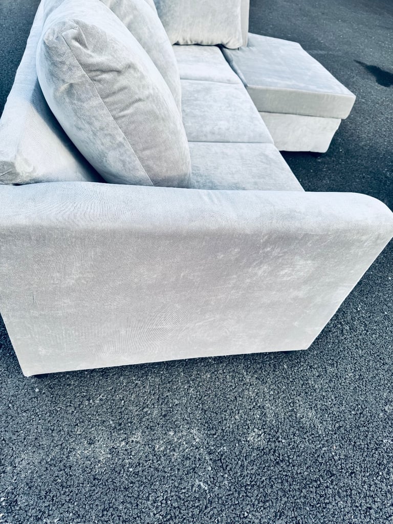🚚 FREE DELIVERY “Grey Corner Sofa