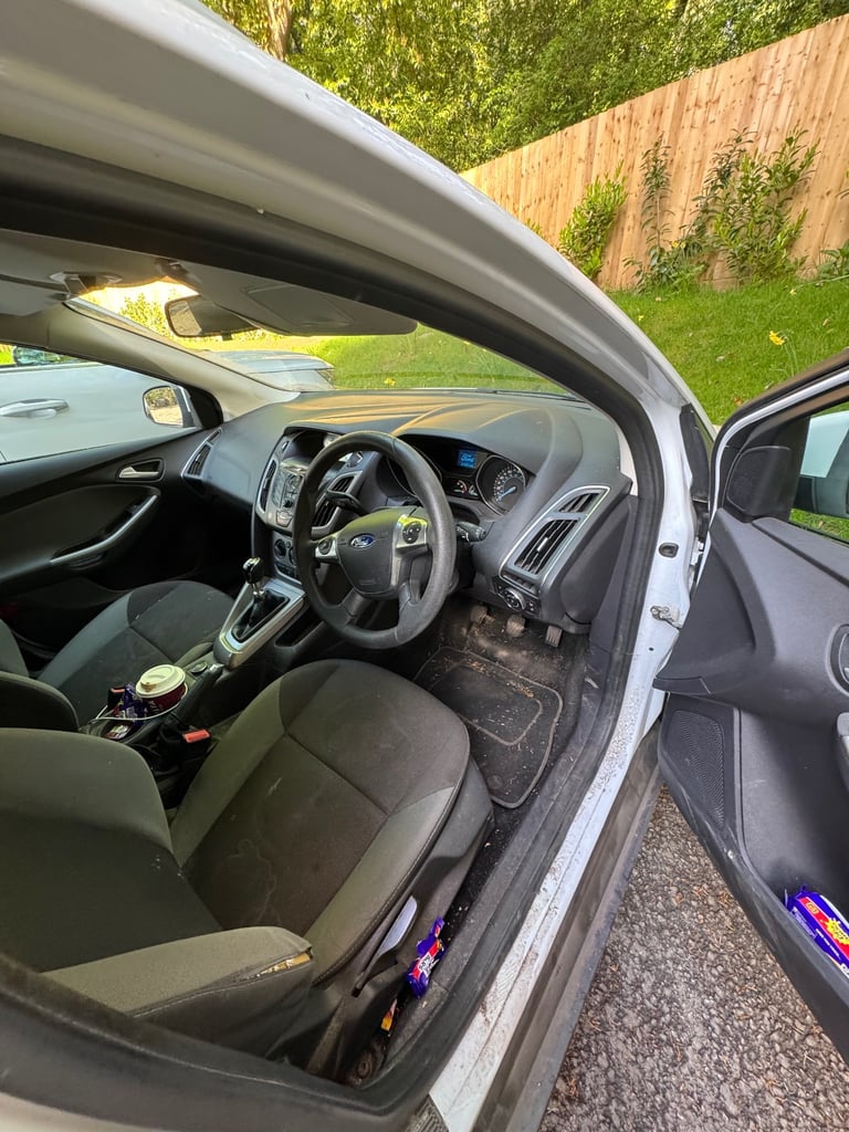 Ford, FOCUS, Estate, 2013, Manual, 1560 (cc), 5 doors