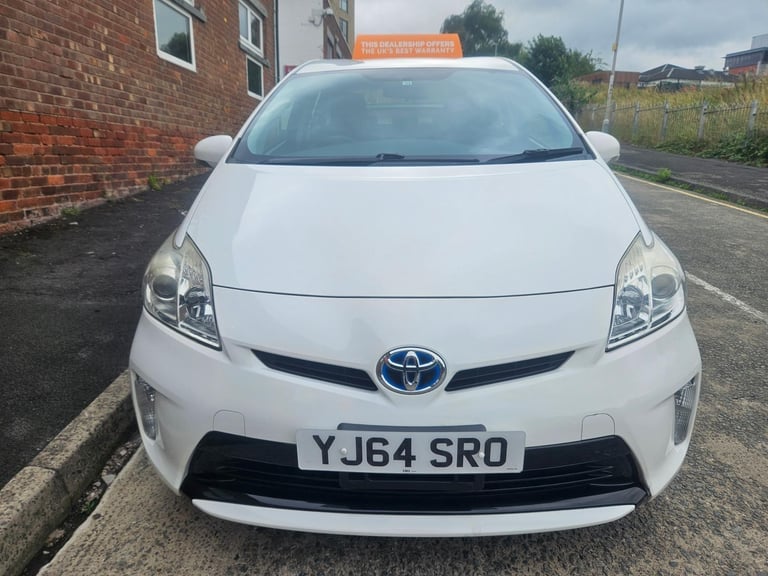 Toyota Prius 1.8 hybrid fully serviced including new batteries fitted 