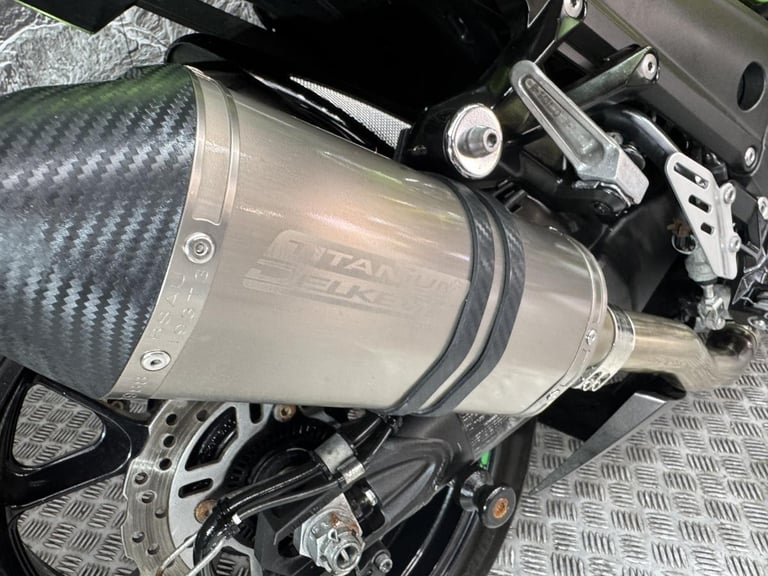 KAWASAKI ZZR1400 ZZR 1400 ZX 1400 ABS 2009