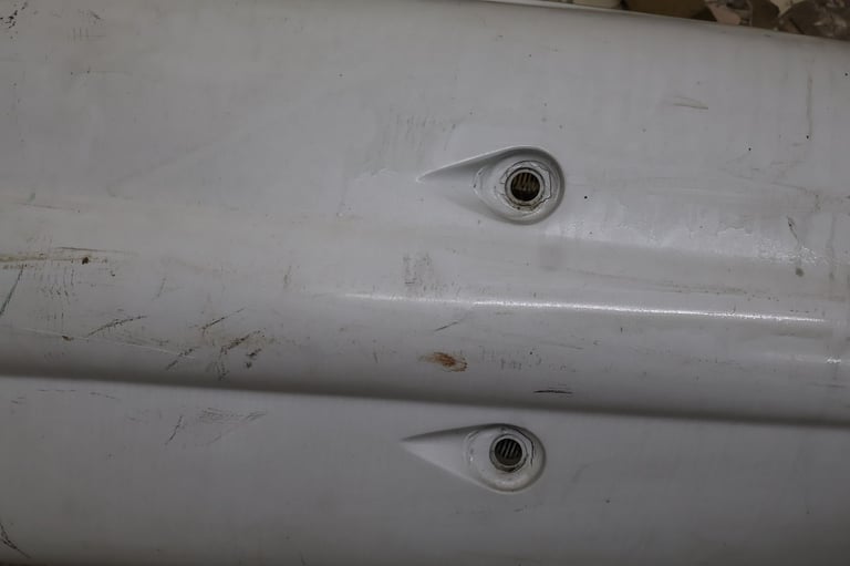 12 FOOT Kayak Canoe , fishing / Water sports