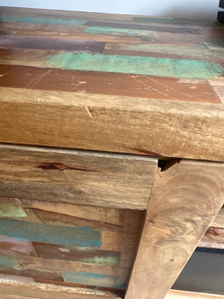 Tv cabinet 
