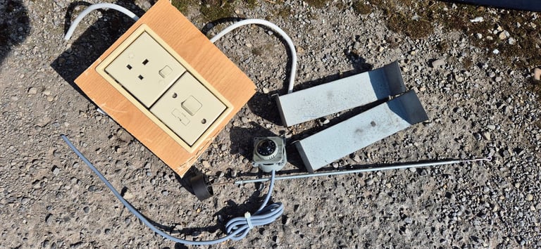 TRUMA TRUMATIC S3002P ULTRAHEAT gas and electric space heater for camper caravan motorhome.