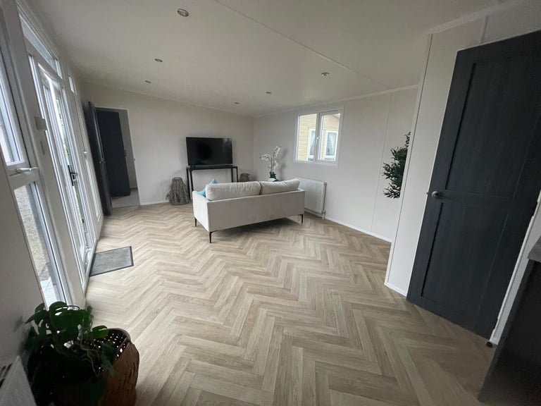 Static For Sale Off Site Loft Annex 32 x 13, 1 Bedroom BRAND NEW 