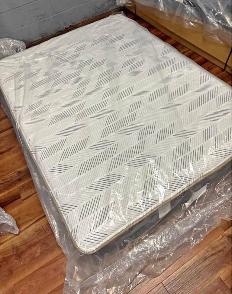image for Double Size Brand New Full Memory Foam Mattress With Cash On Delivery Service