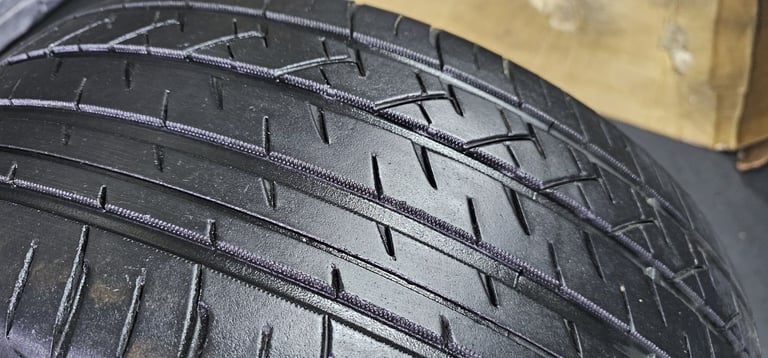 225 50 17   2 x tyres Ilink Thunder U09