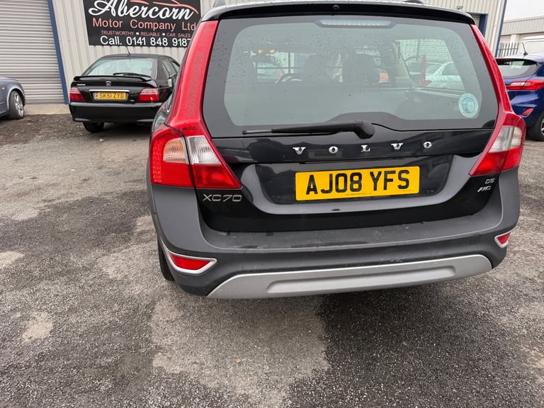 2008 Volvo XC70 2.4 D5 diesel estate automatic 176,000 Miles ex condition 
