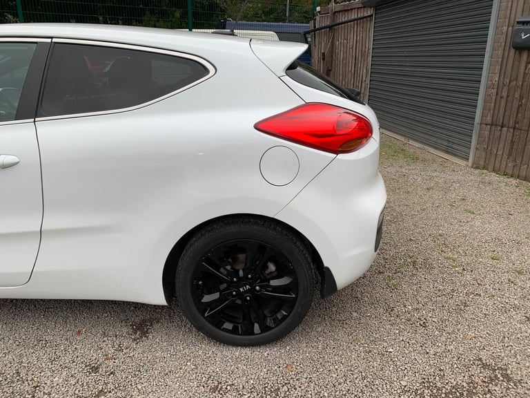 2016 Kia Pro Ceed 1.6 CRDi SE EcoDynamics 3dr HATCHBACK DIESEL Manual