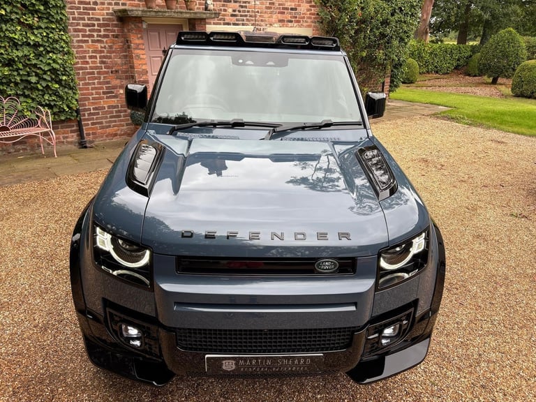 2025 Land Rover Defender 3.0 D250 Hard Top S Auto PANEL VAN Diesel Automatic