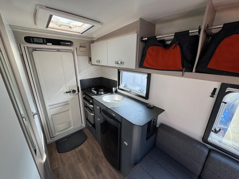 Swift Basecamp Plus / 2 2017