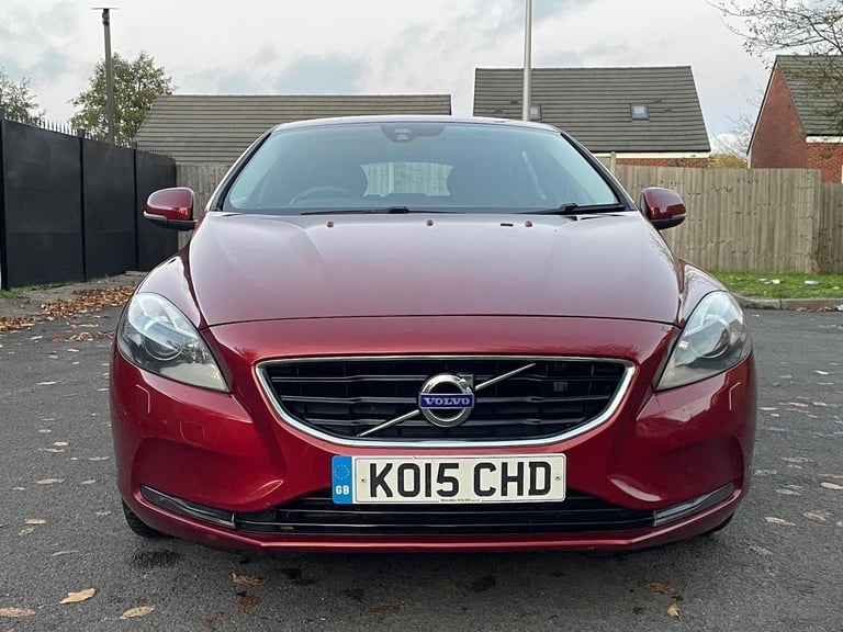 2015 Volvo V40 D4 [190] SE Lux Nav 5dr HATCHBACK DIESEL Manual