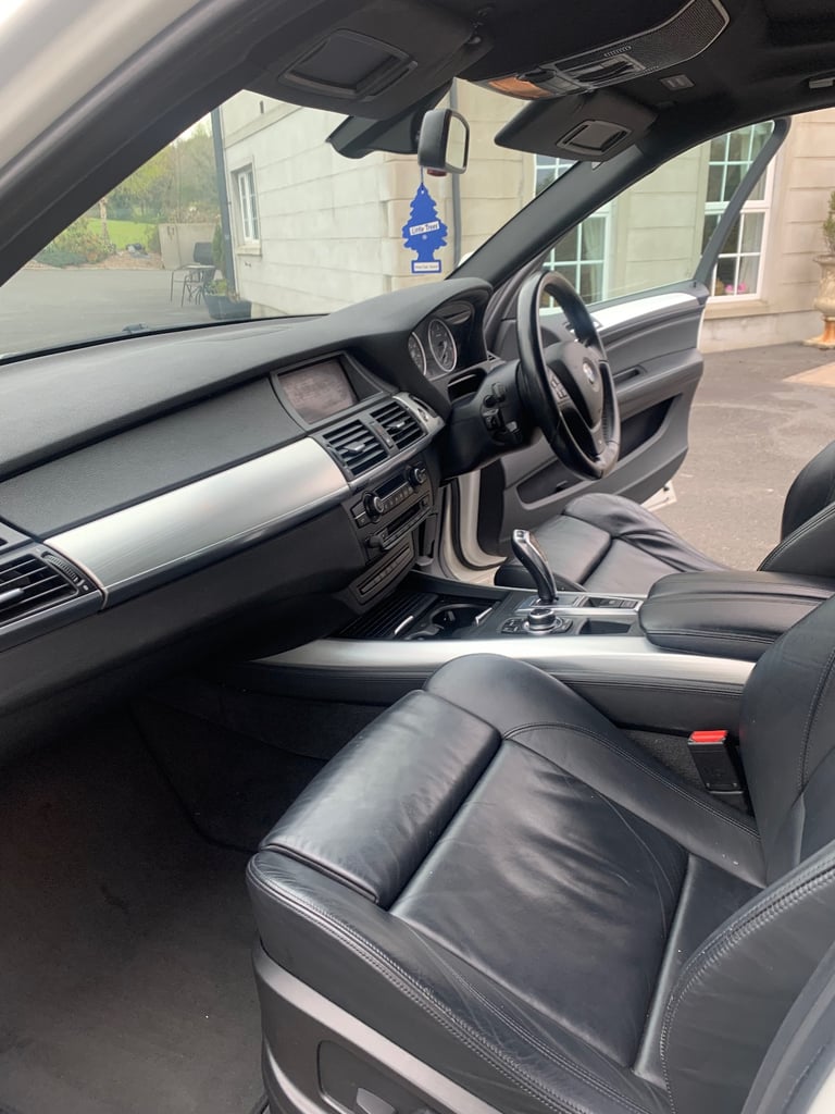 BMW X5 40d M Sport 2010 E70 | 306bhp | Panoramic Sunroof