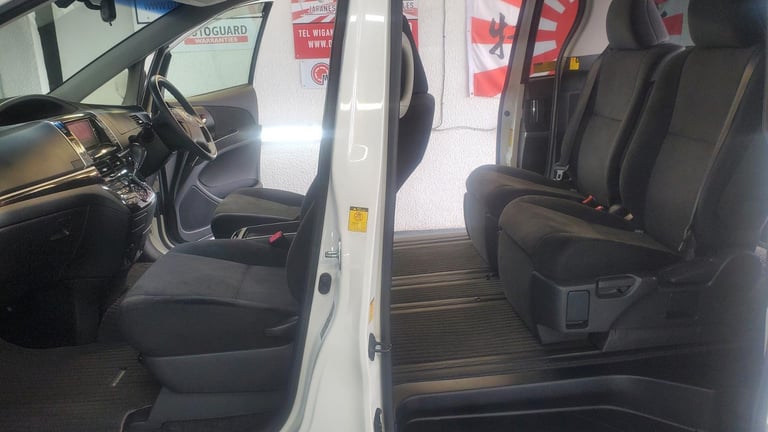 toyota toyota estima 2.4 automatic in white fresh japanese import 2012 