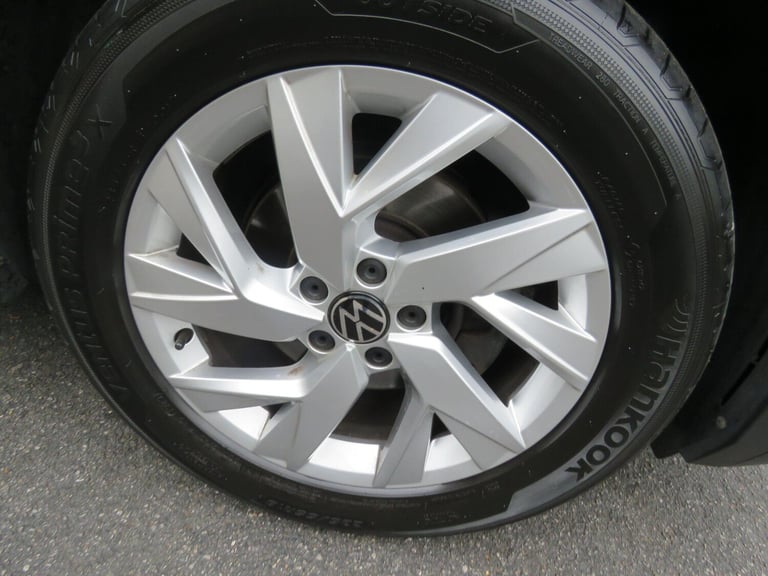 2021 Volkswagen Tiguan 1.5 TSI Life Euro 6 (s/s) 5dr ESTATE Petrol Manual