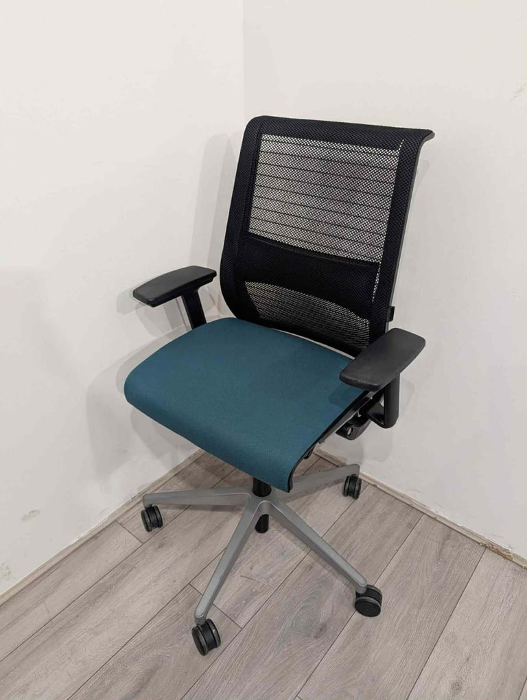 ♻️Used Office Furniture! Chairs and Table, desks, chairs and much more! Delivery Nationwide 🚚