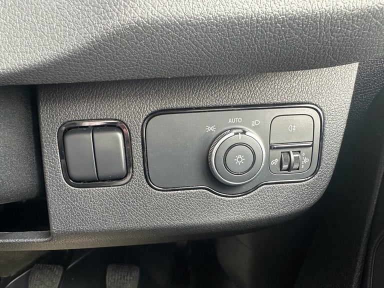2023 Mercedes-Benz Sprinter 2.0 315 CDI Progressive Panel Van 5dr Diesel Manual LWB RWD L3 H2 Eur...