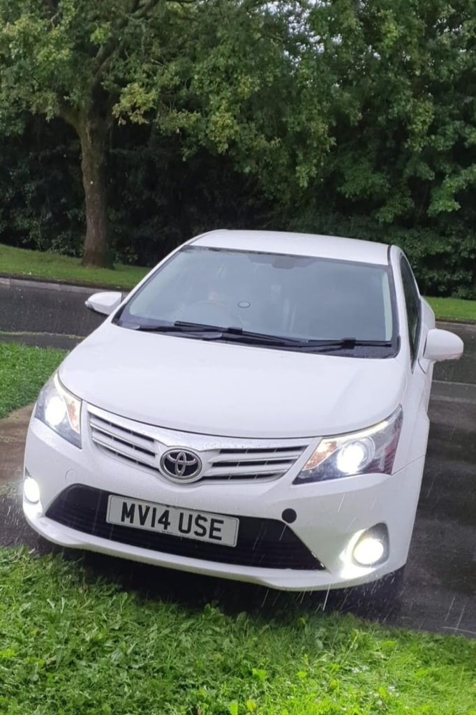 Toyota, AVENSIS, Saloon, 2014, Manual, 1998 (cc), 4 doors