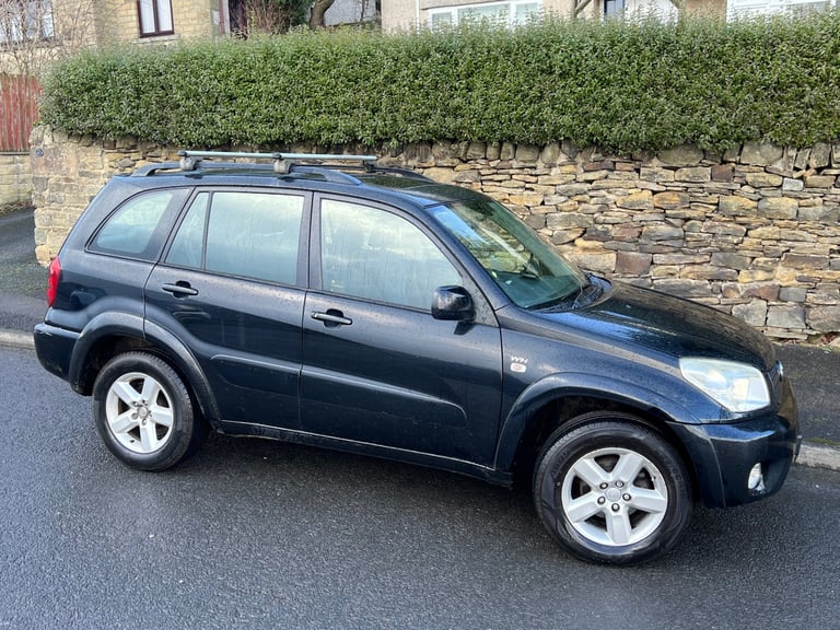 image for 2005 TOYOTA RAV-4 2.0 XT3 VVT-I PETROL MANUAL 5 DOORS BLACK