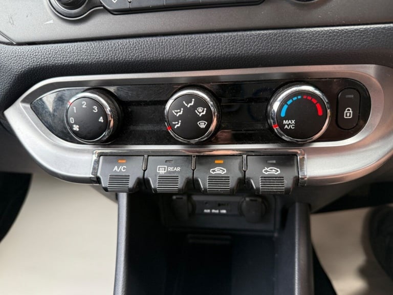 Kia Venga 1.4 3 5dr -  FSH - AIR CON - ALLOYS - Petrol