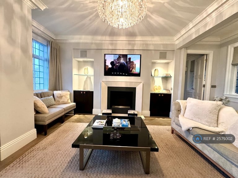 4 bedroom flat in Chiltern Court, London, NW1 (4 bed) (#2579302)