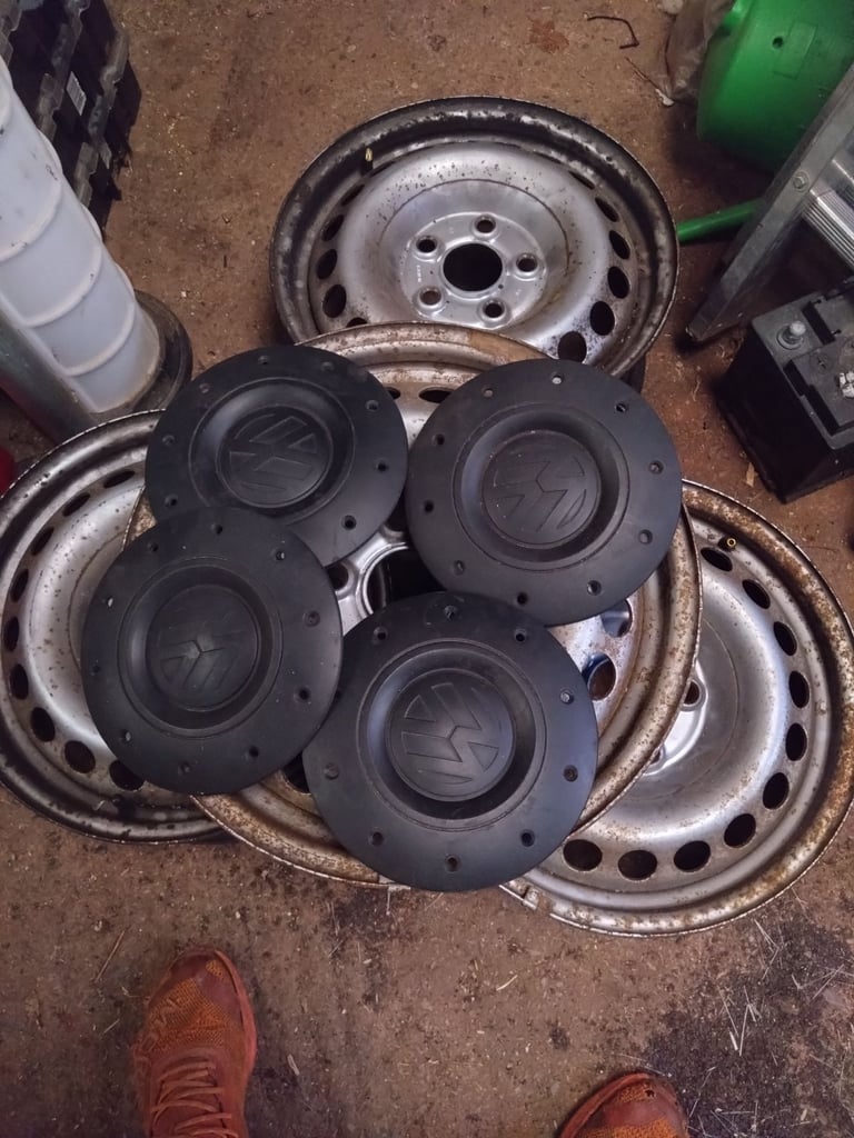 image for Vw T5 steal wheels with centre caps not alloys 