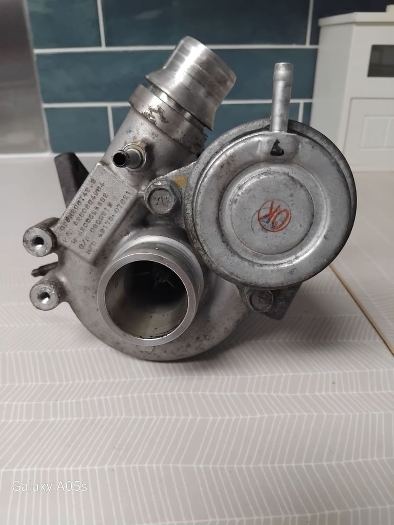 Renault wind 2010 1.2 tce turbo charger 