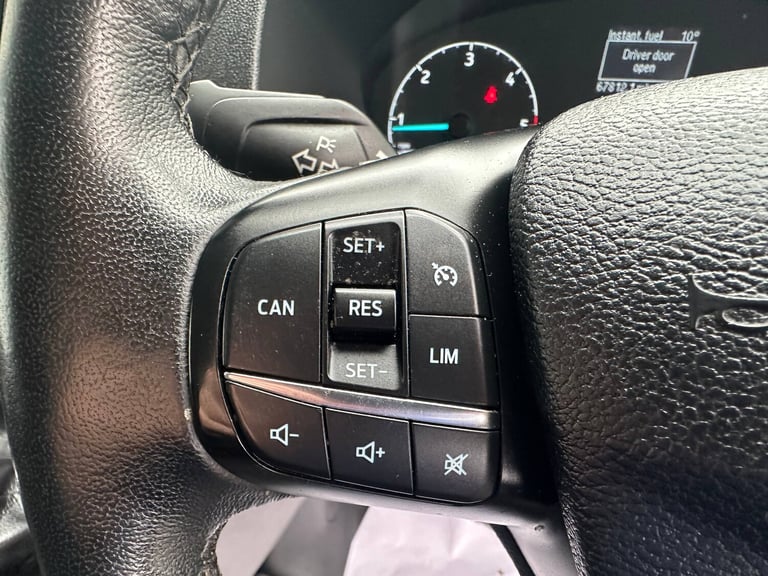 2022 Ford Transit Custom 2.0 EcoBlue 130ps Low Roof Limited Van PANEL VAN DIESEL Manual