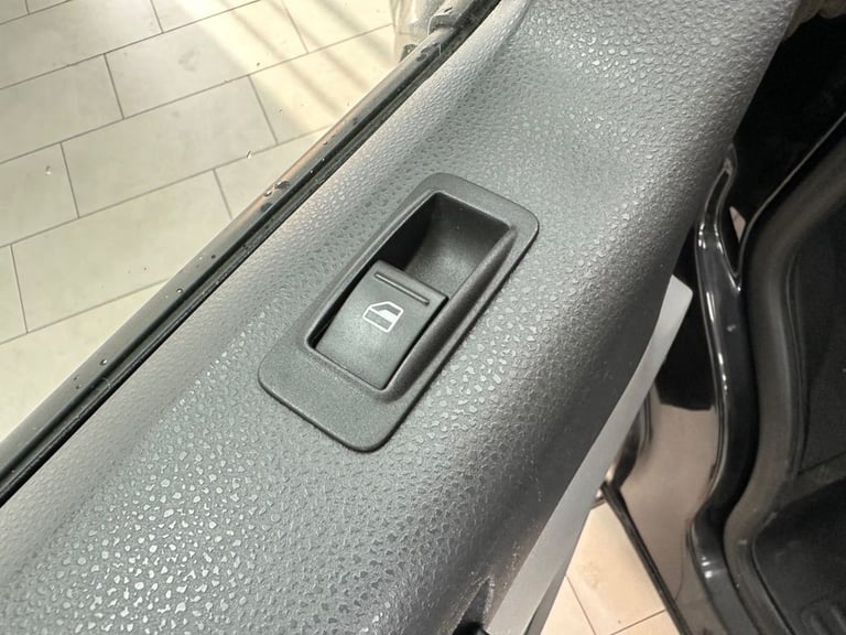 2013 Volkswagen Transporter 2.0 TDI 102PS Trendline Van PANEL VAN DIESEL Manual