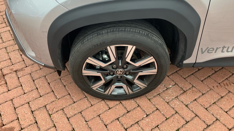 2025 Toyota Yaris Cross 1.5 Hybrid 130 Excel 5dr CVT Hybrid Estate Estate Hybrid Automatic