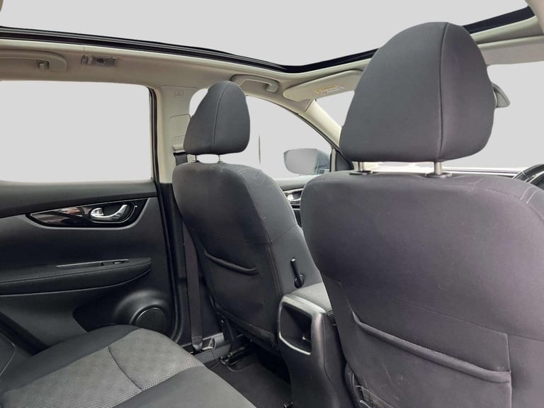 2017 Nissan Qashqai 1.2 DIG-T N-Connecta SUV 5dr Petrol XTRON 2WD Euro 6 (s/s) (115 ps) HATCHBACK...