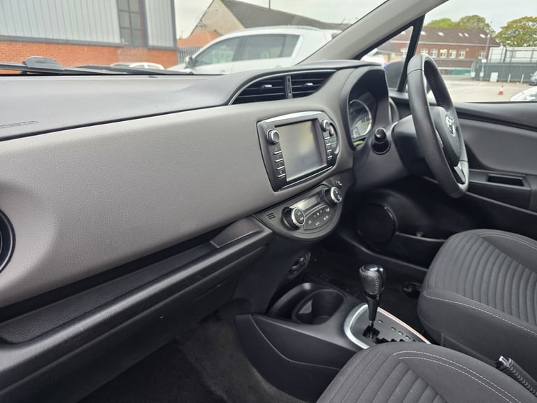 2018 Toyota Yaris 1.5 Hybrid Icon Tech 5dr CVT HATCHBACK Petrol/Electric Hybrid Automatic