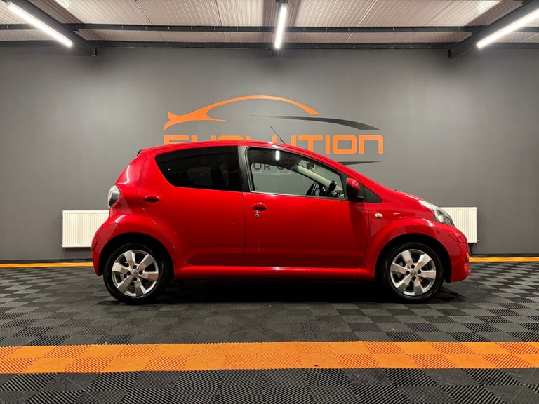 2013 Toyota AYGO 1.0 VVT-i Move with Style 5dr HATCHBACK Petrol Manual