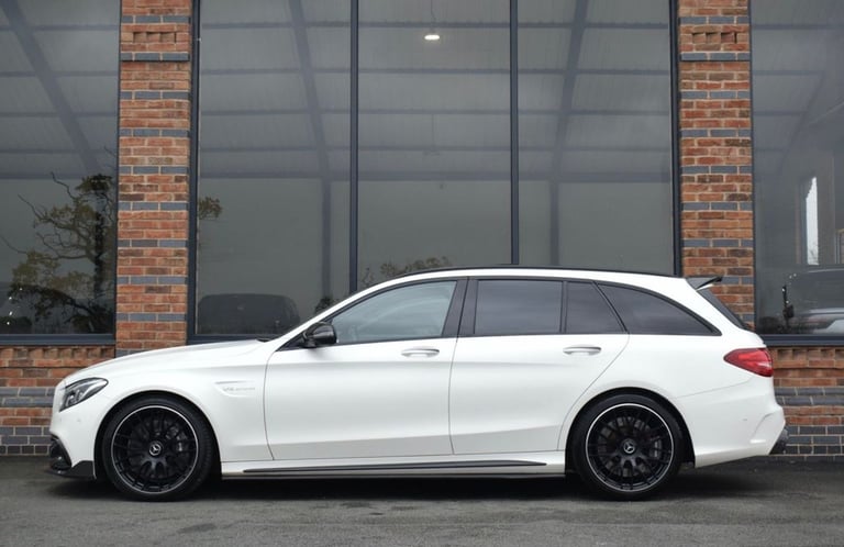 2017 66 MERCEDES-BENZ C-CLASS 4.0 C63 V8 BITURBO AMG (PREMIUM) ESTATE 5DR PETROL