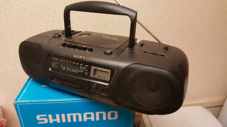 SONY CFD-10L CD RADIO CASSETTE CORDER 