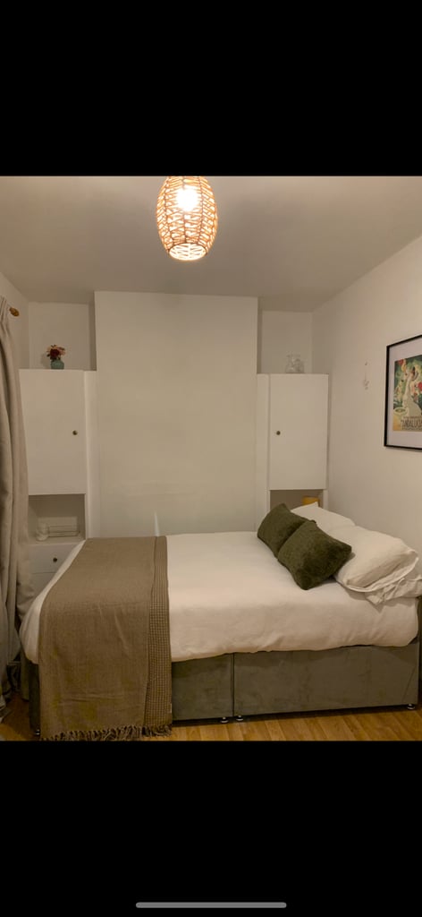 Large bedroom to let in newly refurbished house.