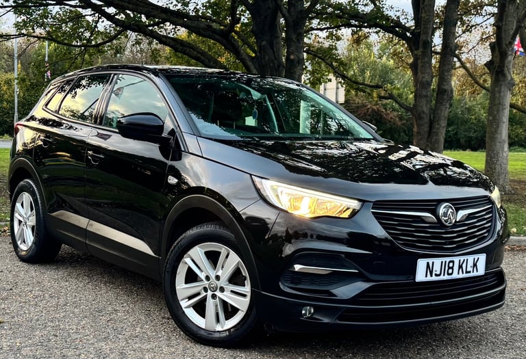 2018 Vauxhall Grandland X 1.2 Turbo SE 5dr HATCHBACK Petrol Manual