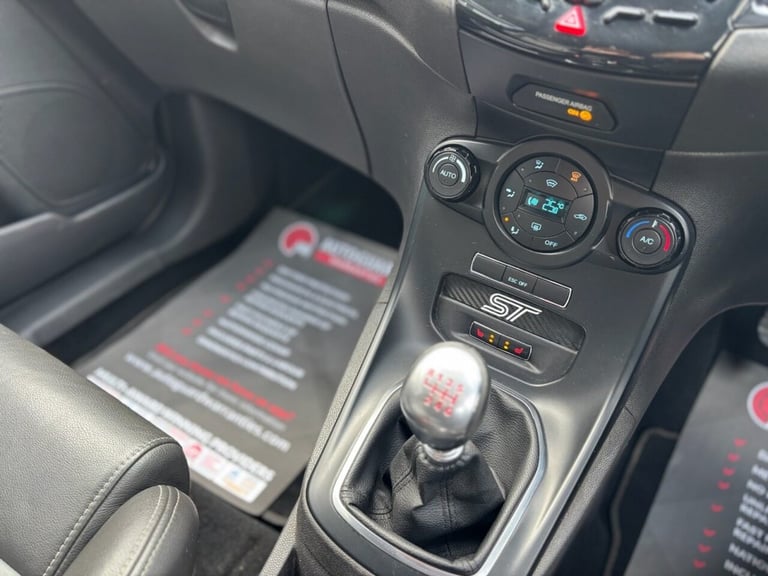 2015 Ford Fiesta 1.6 EcoBoost ST-3 3dr HATCHBACK PETROL Manual