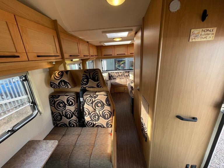 Elddis Autoquest 145 4 Berth 4 Belt End lounge 3300kg