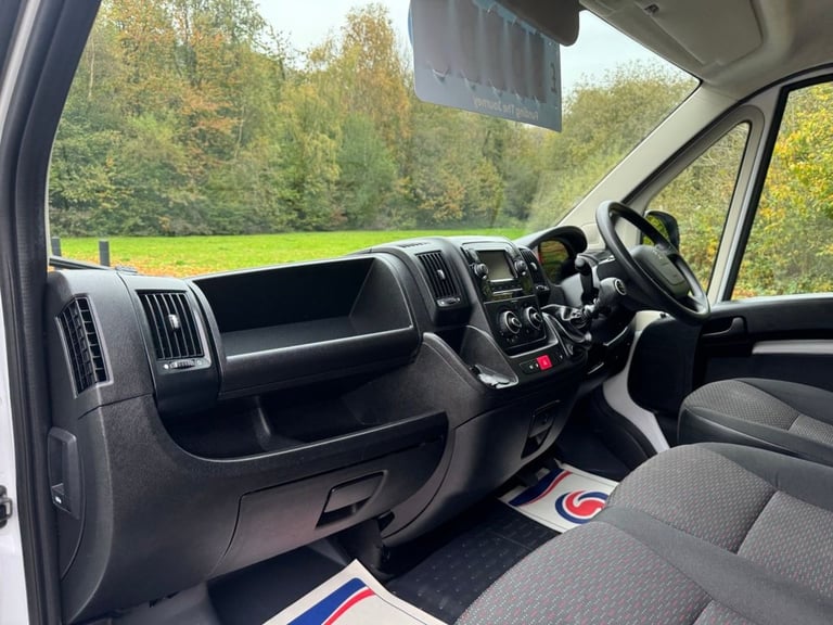 2021 Peugeot Boxer 2.2 BlueHDi H2 Professional Van 140ps PANEL VAN DIESEL Manual