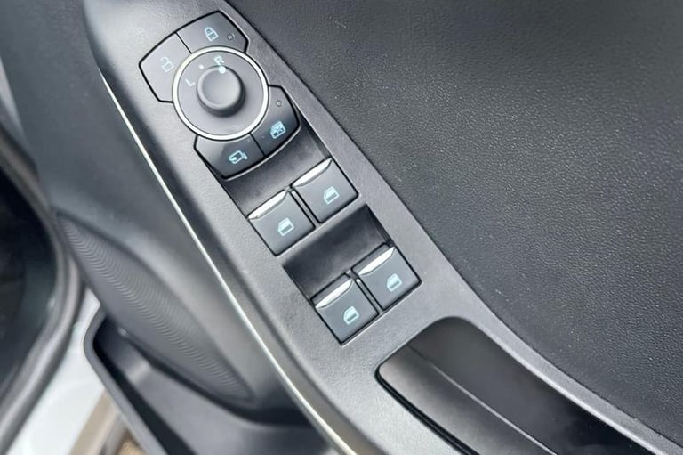 2023 Ford Puma 1.0 EcoBoost Hybrid mHEV ST-Line X 5dr HATCHBACK PETROL Manual